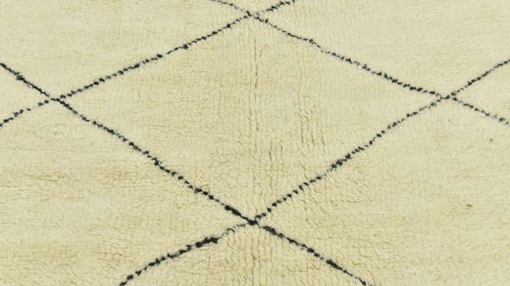 5' 3 x 8' 2 Hand Knotted Moroccan Wool Rug