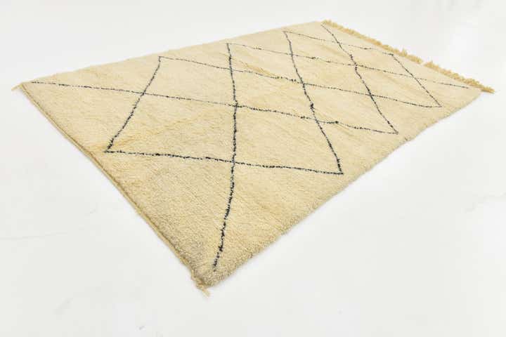 5' 3 x 8' 5 Hand Knotted Moroccan Wool Rug