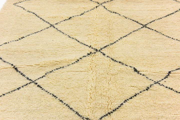 5' 3 x 8' 5 Hand Knotted Moroccan Wool Rug