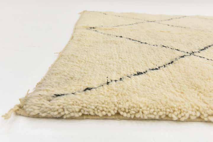 5' 3 x 8' 5 Hand Knotted Moroccan Wool Rug