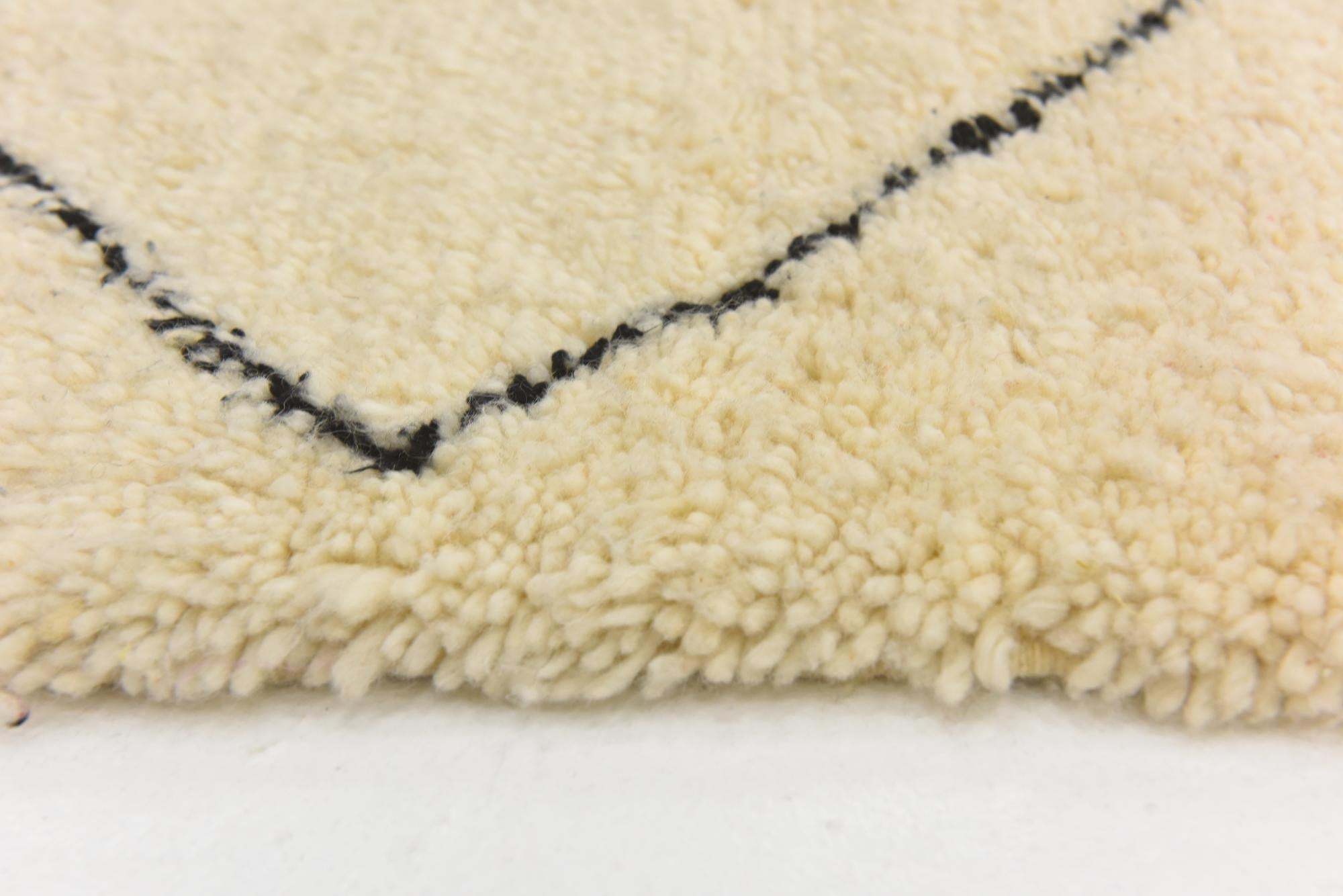 5' 3 x 8' 5 Hand Knotted Moroccan Wool Rug