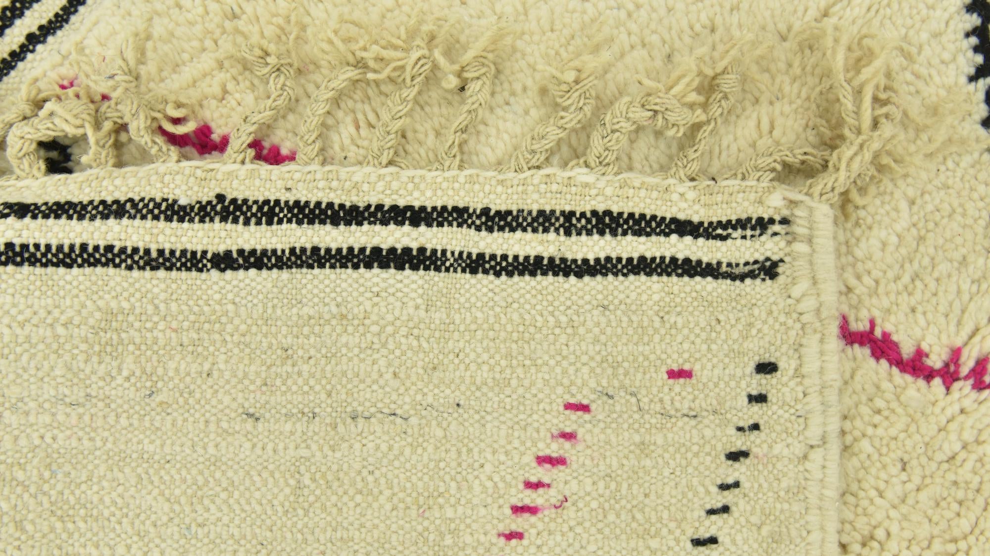 5' x 8' 8 Hand Knotted Moroccan Wool Rug