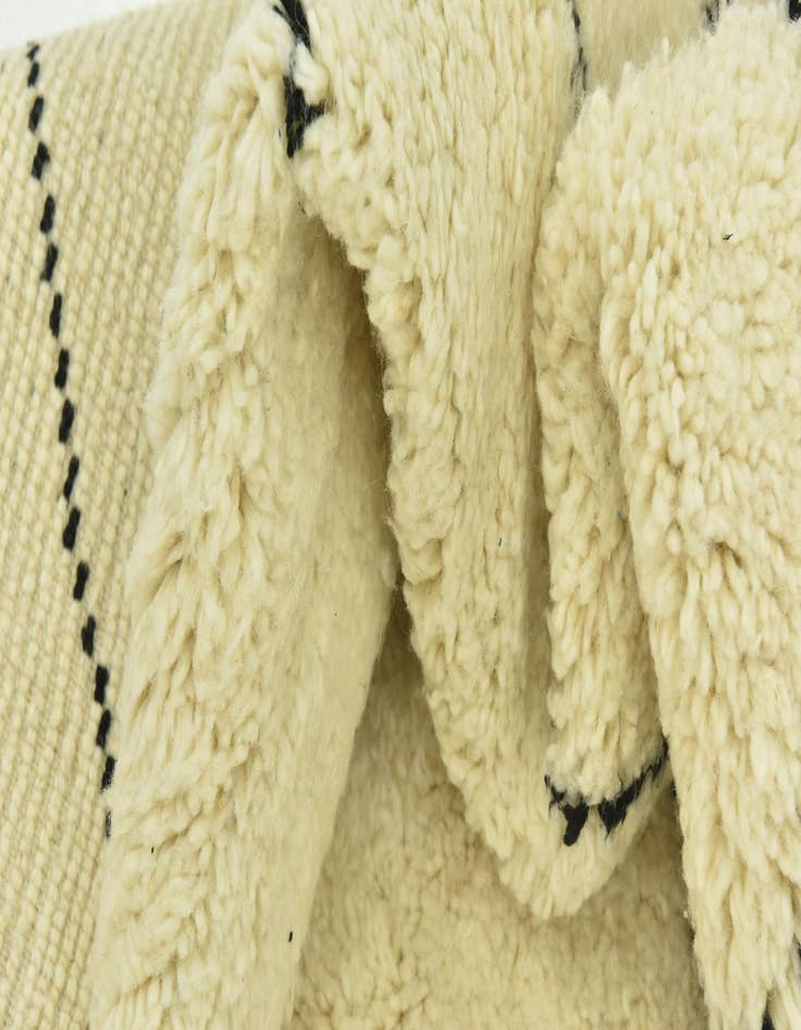 Detail image of 4' 9 x 8' 9  Hand Knotted Moroccan Wool Rug