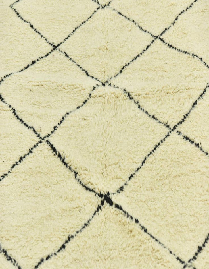 Detail image of 4' 9 x 8' 9  Hand Knotted Moroccan Wool Rug