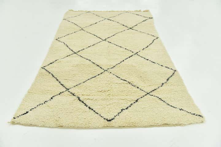 4' 10 x 7' 9 Hand Knotted Moroccan Wool Rug