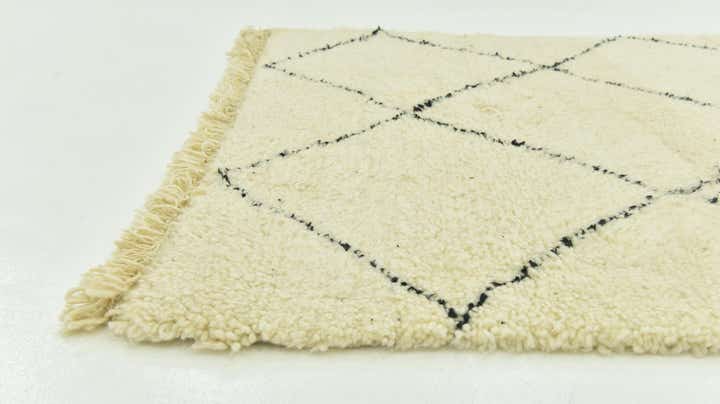 4' 10 x 7' 9 Hand Knotted Moroccan Wool Rug