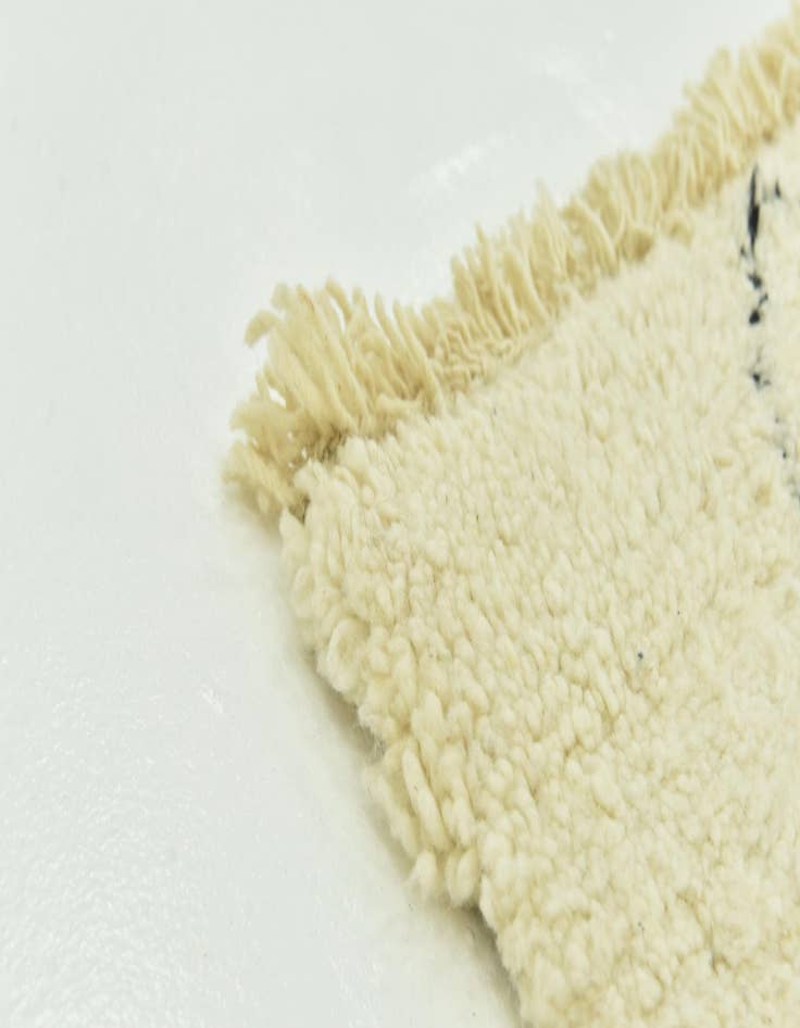 Detail image of 4' 10 x 7' 9  Hand Knotted Moroccan Wool Rug