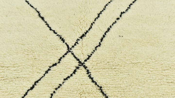4' 10 x 8' Hand Knotted Moroccan Wool Rug