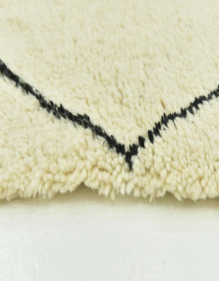 Detail image of 4' 10 x 8'  Hand Knotted Moroccan Wool Rug