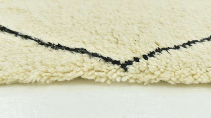 4' 10 x 8' Hand Knotted Moroccan Wool Rug