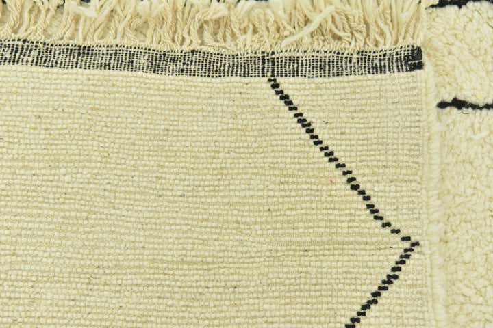 5' 3 x 7' 9 Hand Knotted Moroccan Wool Rug