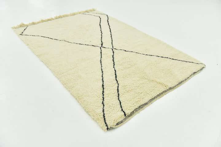 5' 3 x 7' 9 Hand Knotted Moroccan Wool Rug