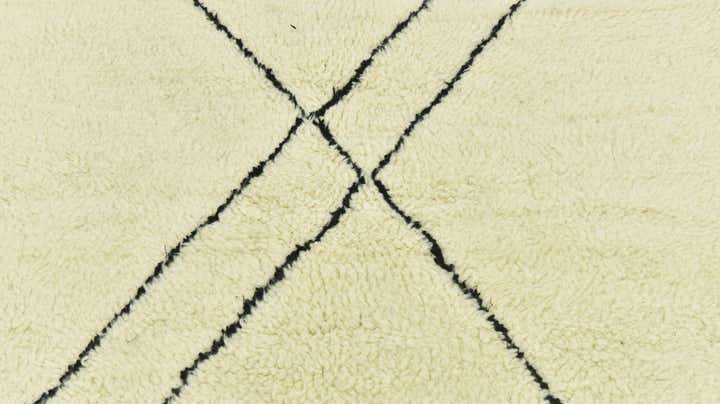 5' 3 x 7' 9 Hand Knotted Moroccan Wool Rug
