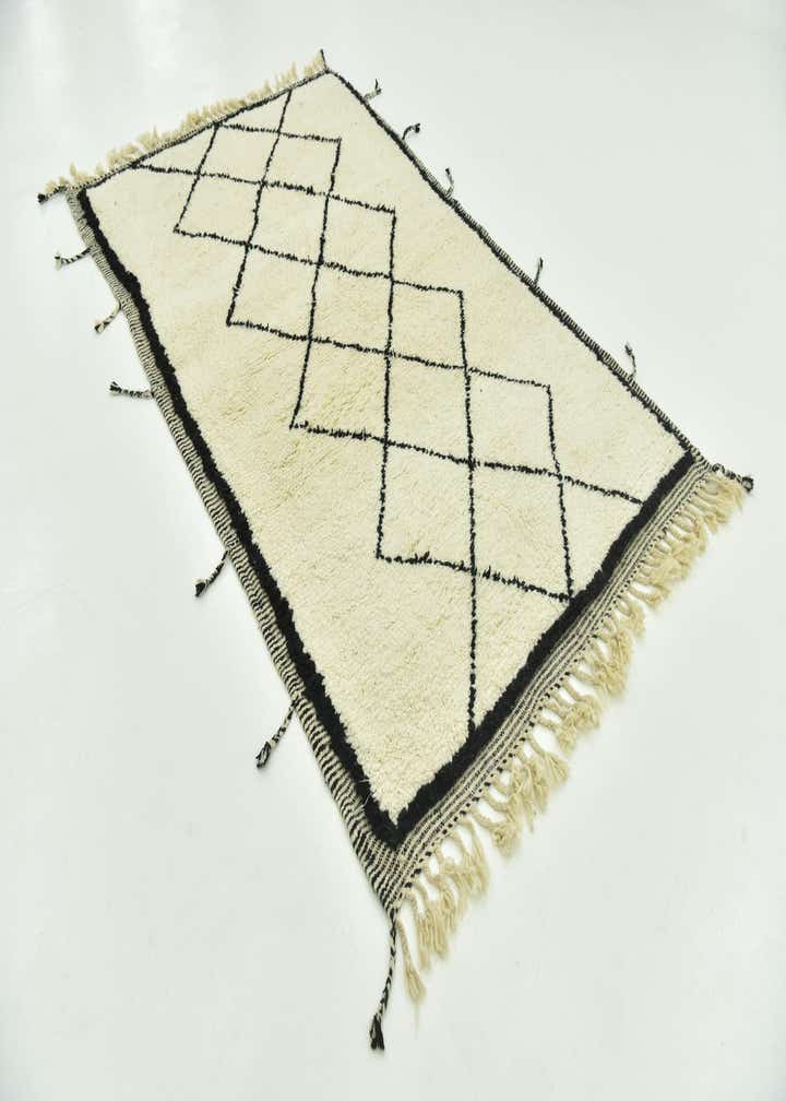 5' 6 x 8' 9 Hand Knotted Moroccan Wool Rug