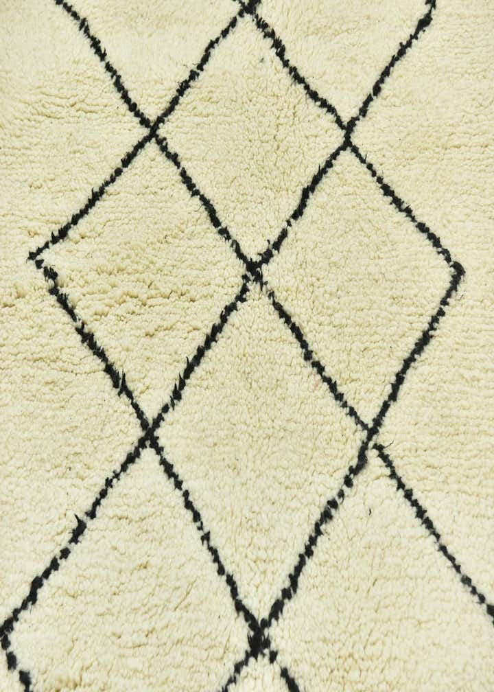 5' 6 x 8' 9 Hand Knotted Moroccan Wool Rug