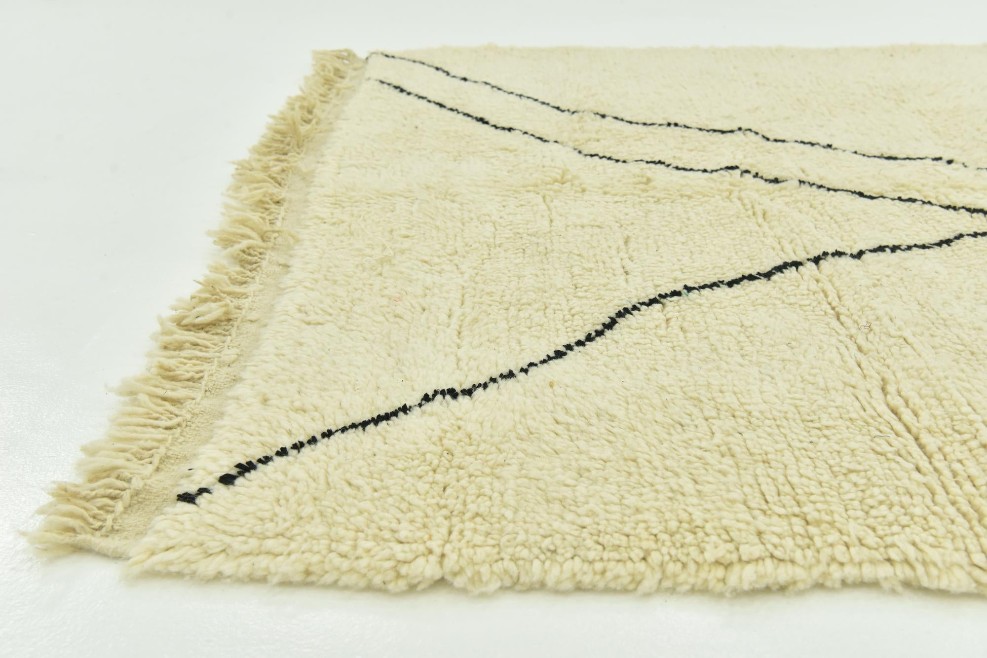 5' 6 x 7' 8 Hand Knotted Moroccan Wool Rug