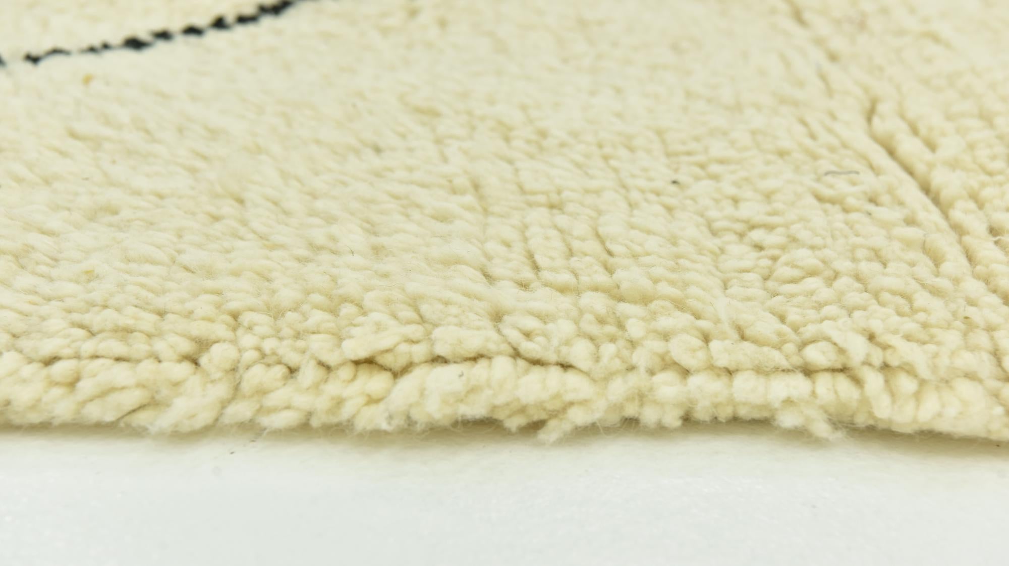 5' 6 x 7' 8 Hand Knotted Moroccan Wool Rug