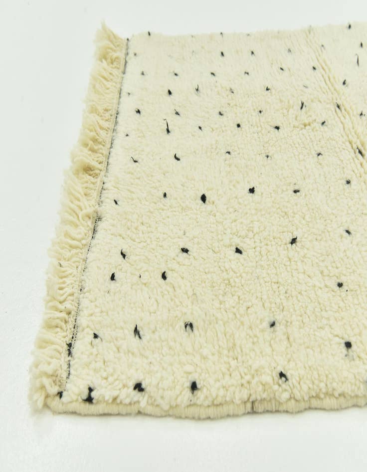 Detail image of 3' 6 x 4' 7 Hand Knotted Moroccan Wool Rug