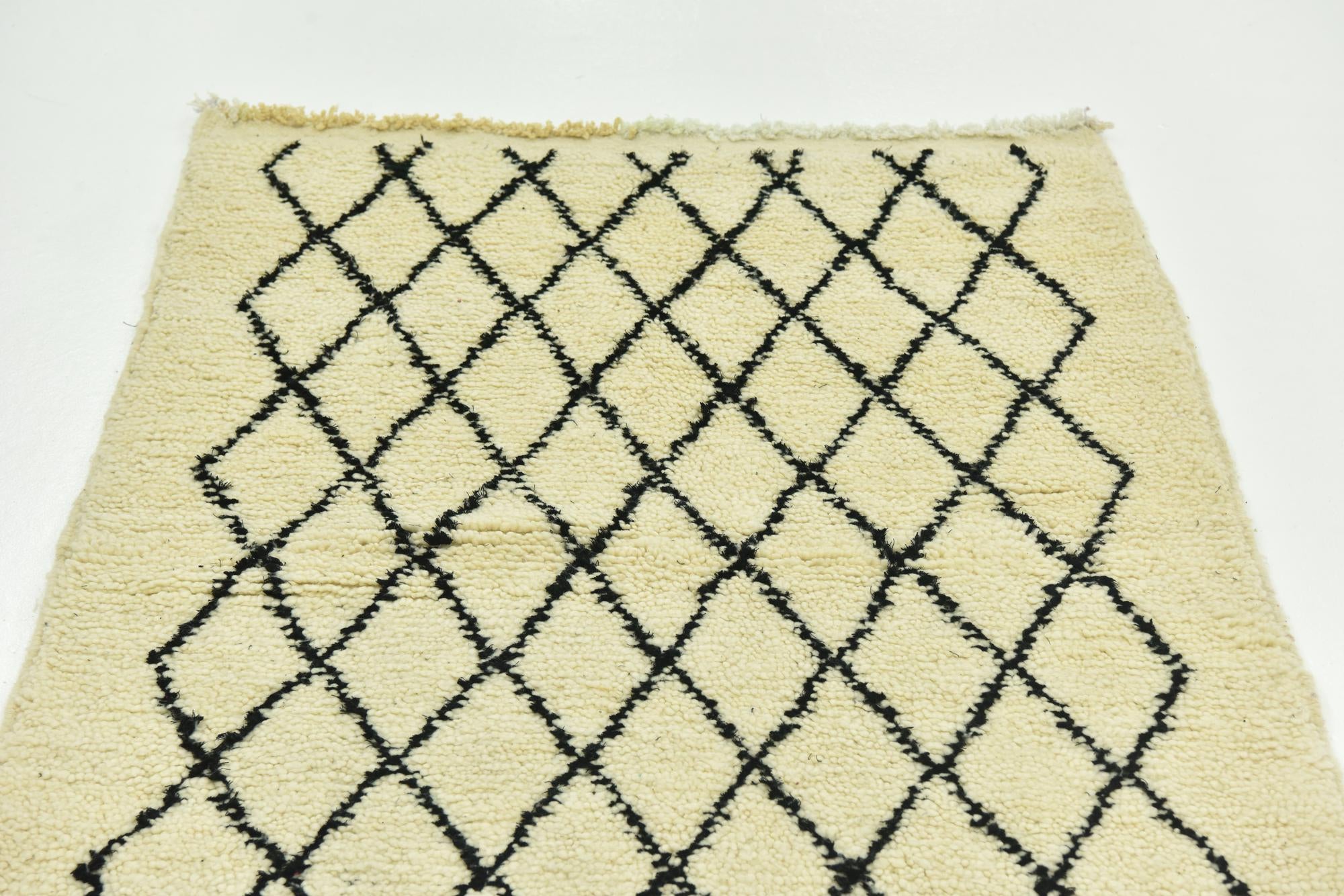 3' 4 x 5' Hand Knotted Moroccan Wool Rug
