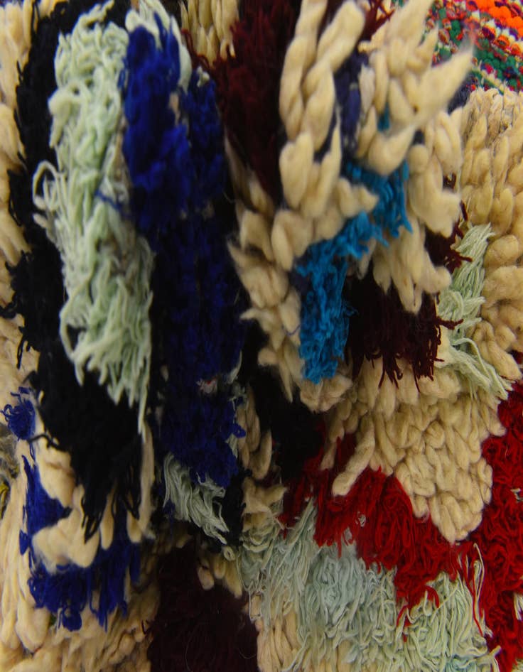 Detail image of 2' 9 x 6' 6  Hand Knotted Moroccan Wool Rug