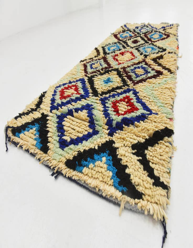 Detail image of 2' 9 x 6' 6  Hand Knotted Moroccan Wool Rug