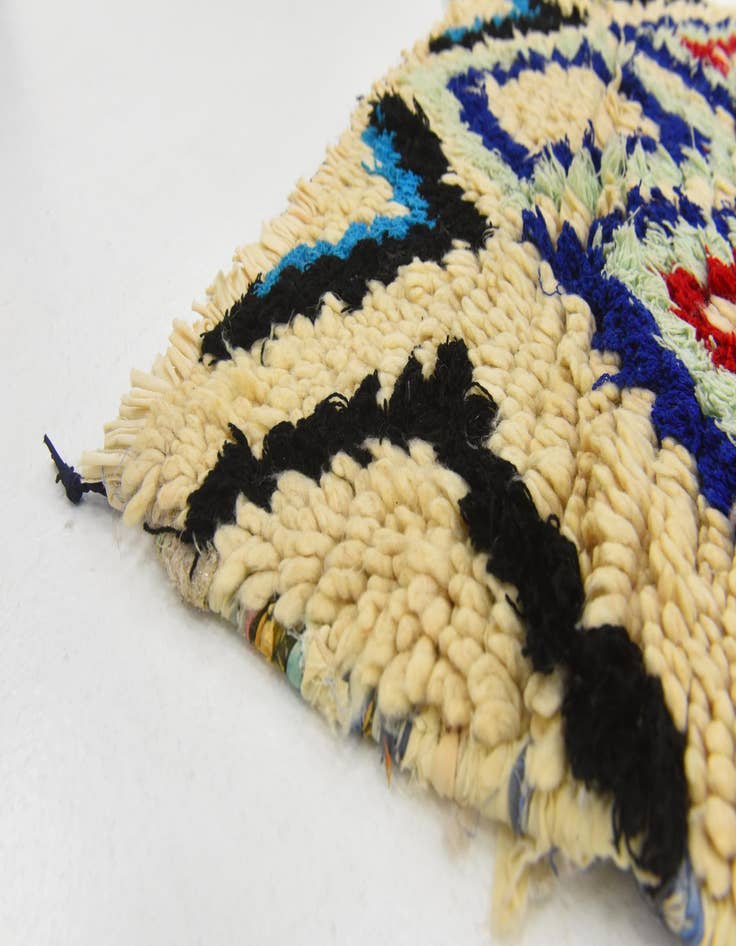 Detail image of 2' 9 x 6' 6  Hand Knotted Moroccan Wool Rug