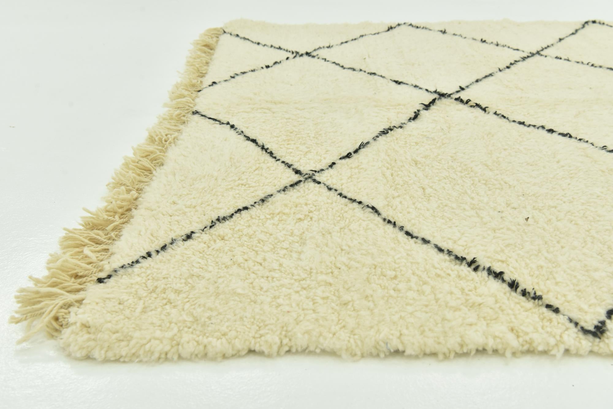 6' 7 x 9' 10 Hand Knotted Moroccan Wool Rug