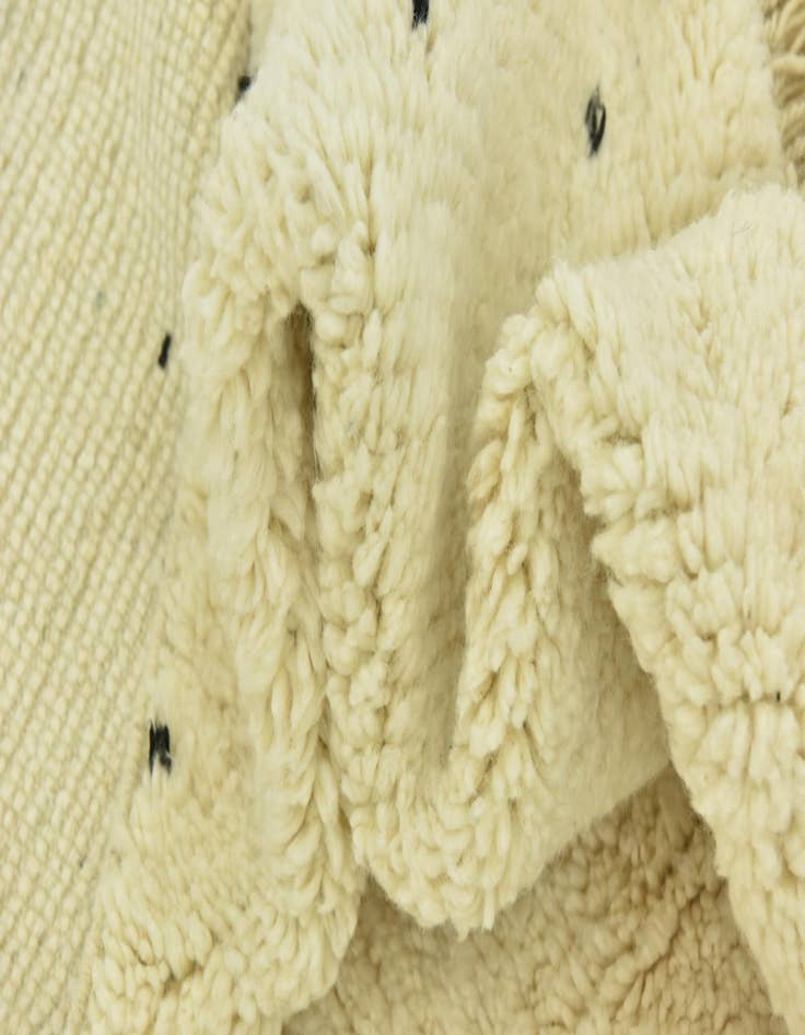 Detail image of 6' 10 x 10' 2  Hand Knotted Moroccan Wool Rug