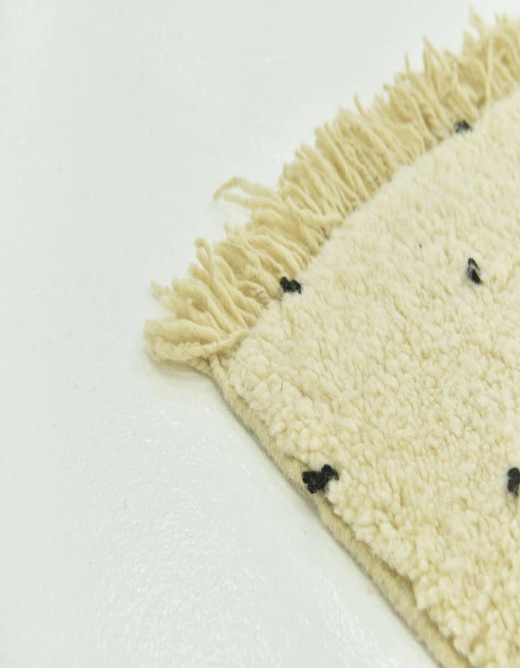 Detail image of 6' 10 x 10' 2  Hand Knotted Moroccan Wool Rug