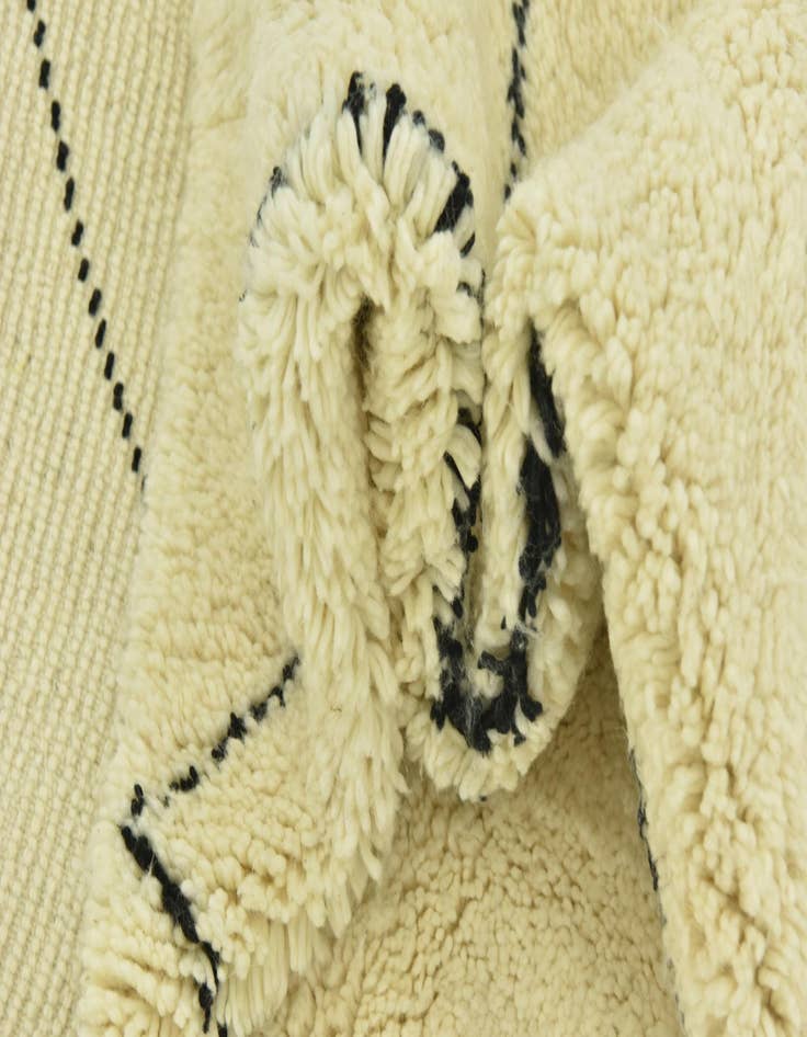 Detail image of 6' 6 x 9' 10  Hand Knotted Moroccan Wool Rug