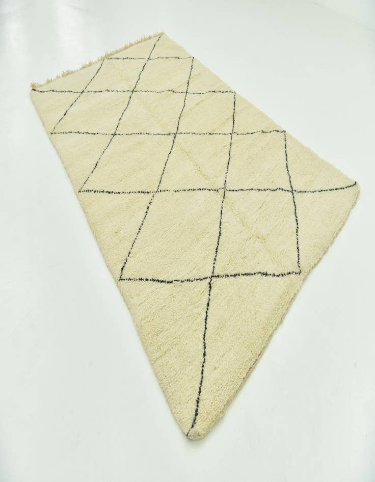 Detail image of 6' 6 x 9' 10  Hand Knotted Moroccan Wool Rug