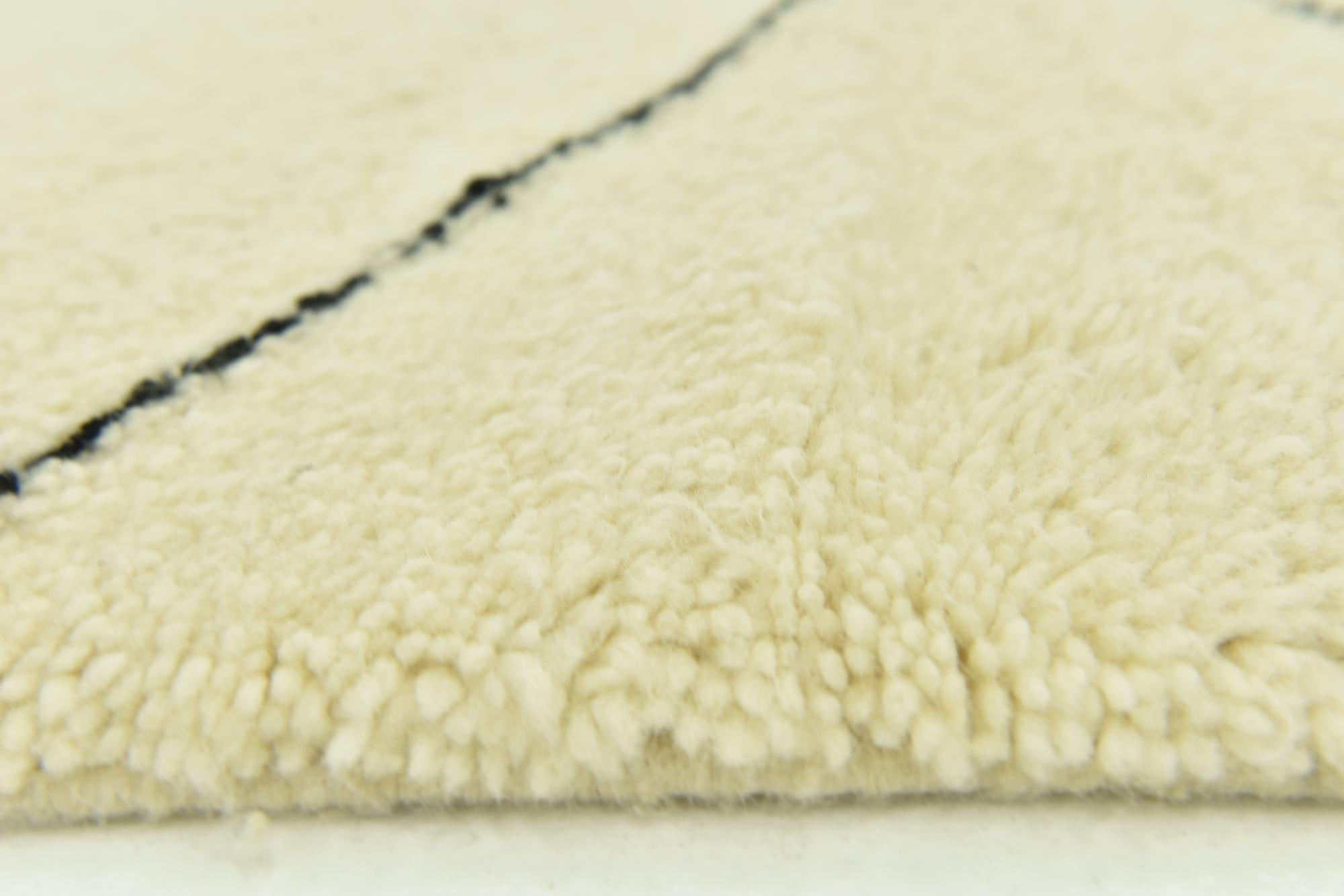 6' 8 x 10' Hand Knotted Moroccan Wool Rug