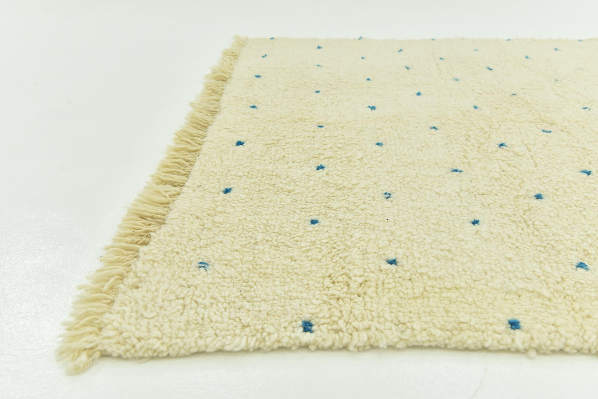 5' 4 x 8' 4 Hand Knotted Moroccan Wool Rug