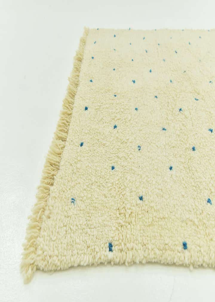 5' 4 x 8' 4 Hand Knotted Moroccan Wool Rug