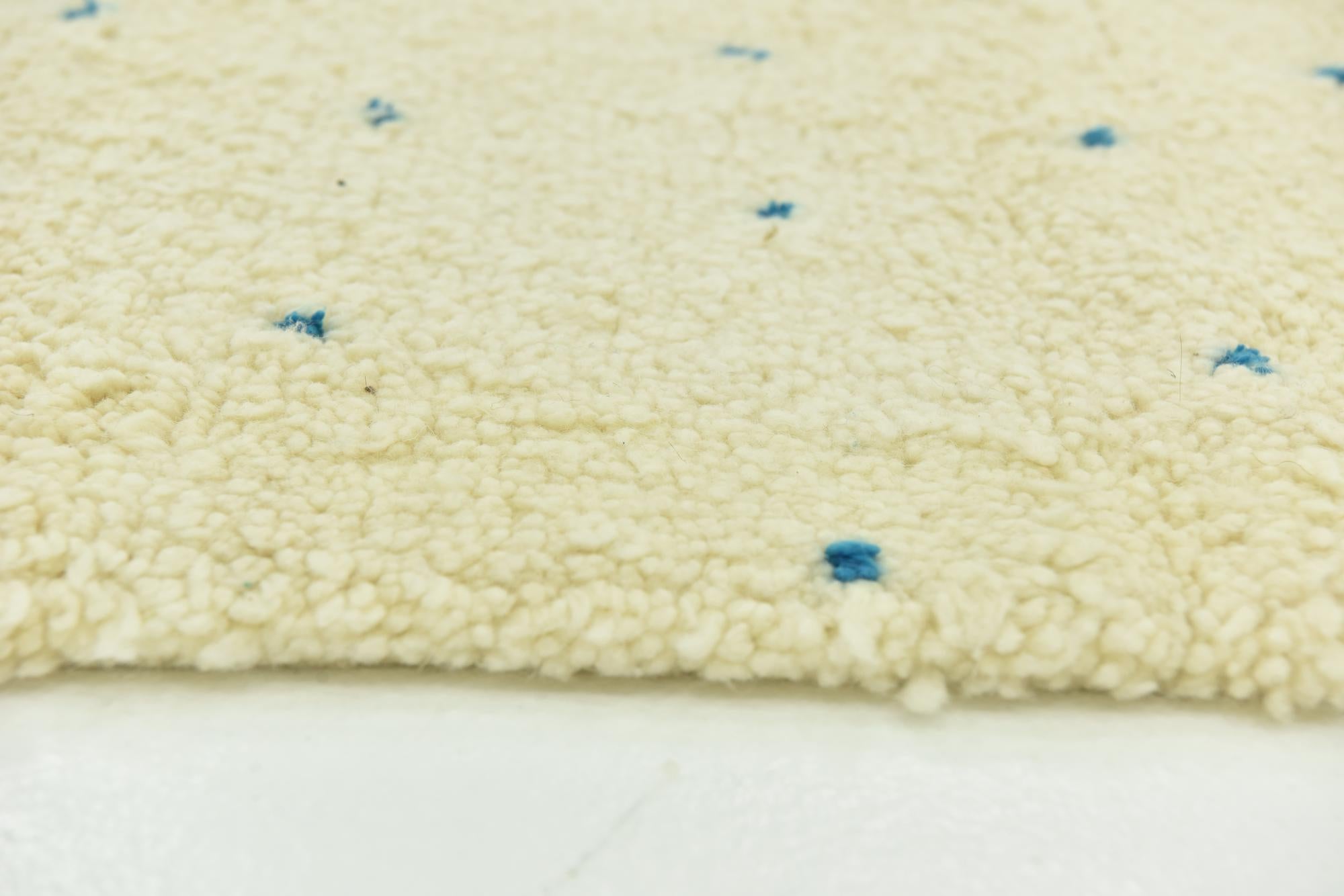 5' 4 x 8' 4 Hand Knotted Moroccan Wool Rug