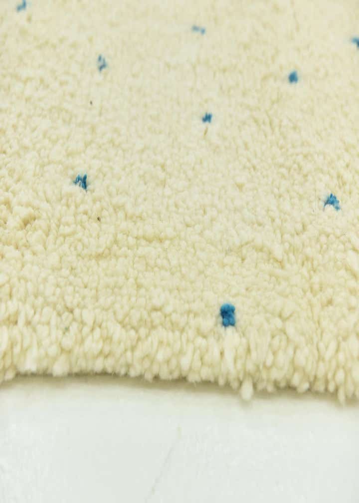 5' 4 x 8' 4 Hand Knotted Moroccan Wool Rug