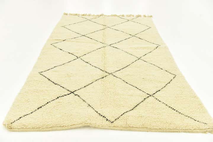 5' 2 x 8' 1 Hand Knotted Moroccan Wool Rug