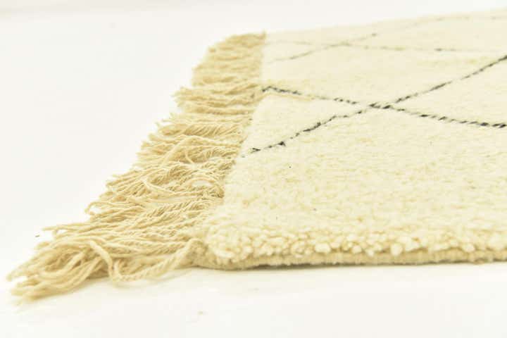 5' 2 x 8' 1 Hand Knotted Moroccan Wool Rug