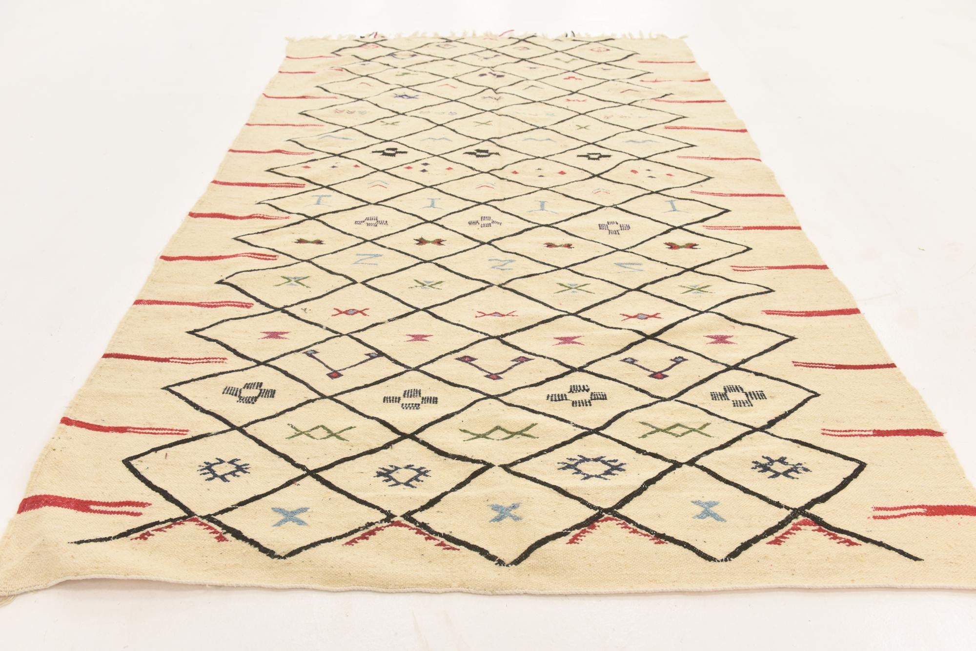 6' 1 x 9' 9 Hand Knotted Moroccan Wool Rug