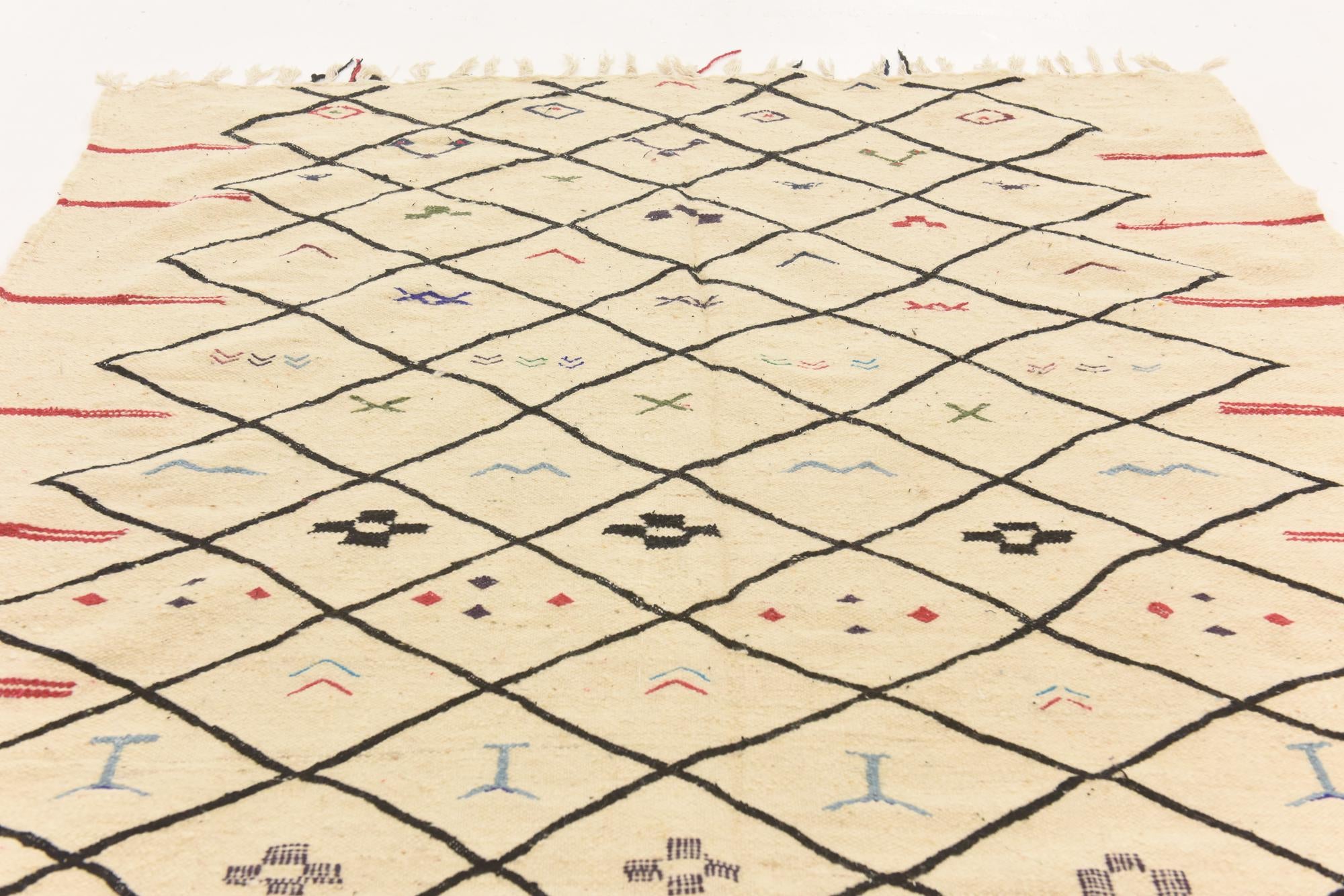 6' 1 x 9' 9 Hand Knotted Moroccan Wool Rug