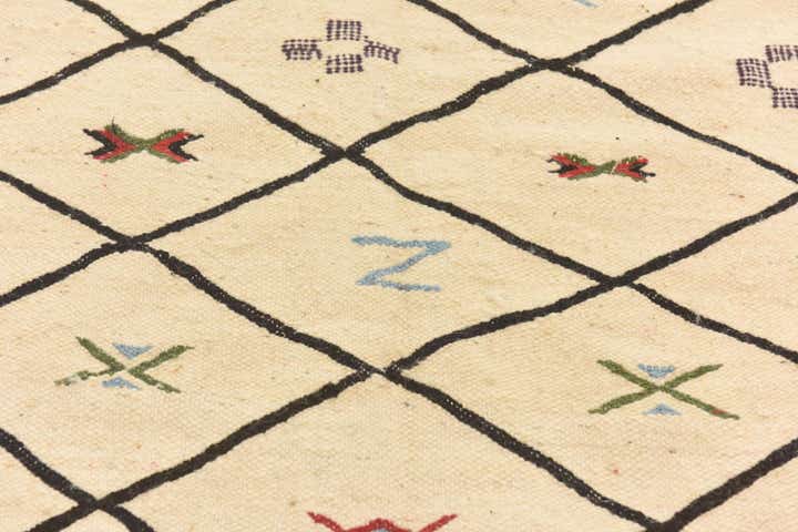 6' 1 x 9' 9 Hand Knotted Moroccan Wool Rug