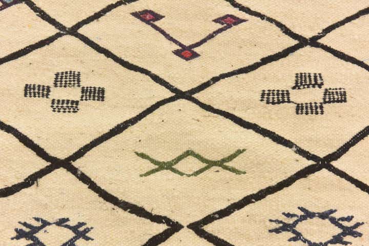 6' 1 x 9' 9 Hand Knotted Moroccan Wool Rug