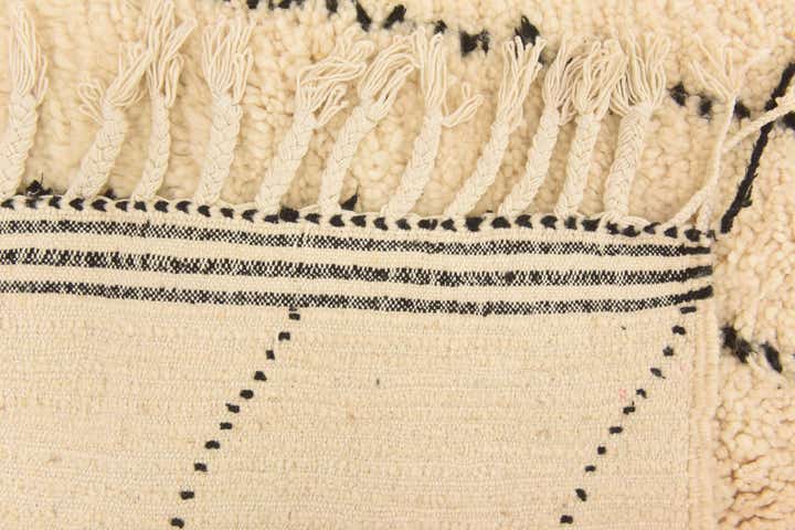 7' 2 x 9' 6 Hand Knotted Moroccan Wool Rug
