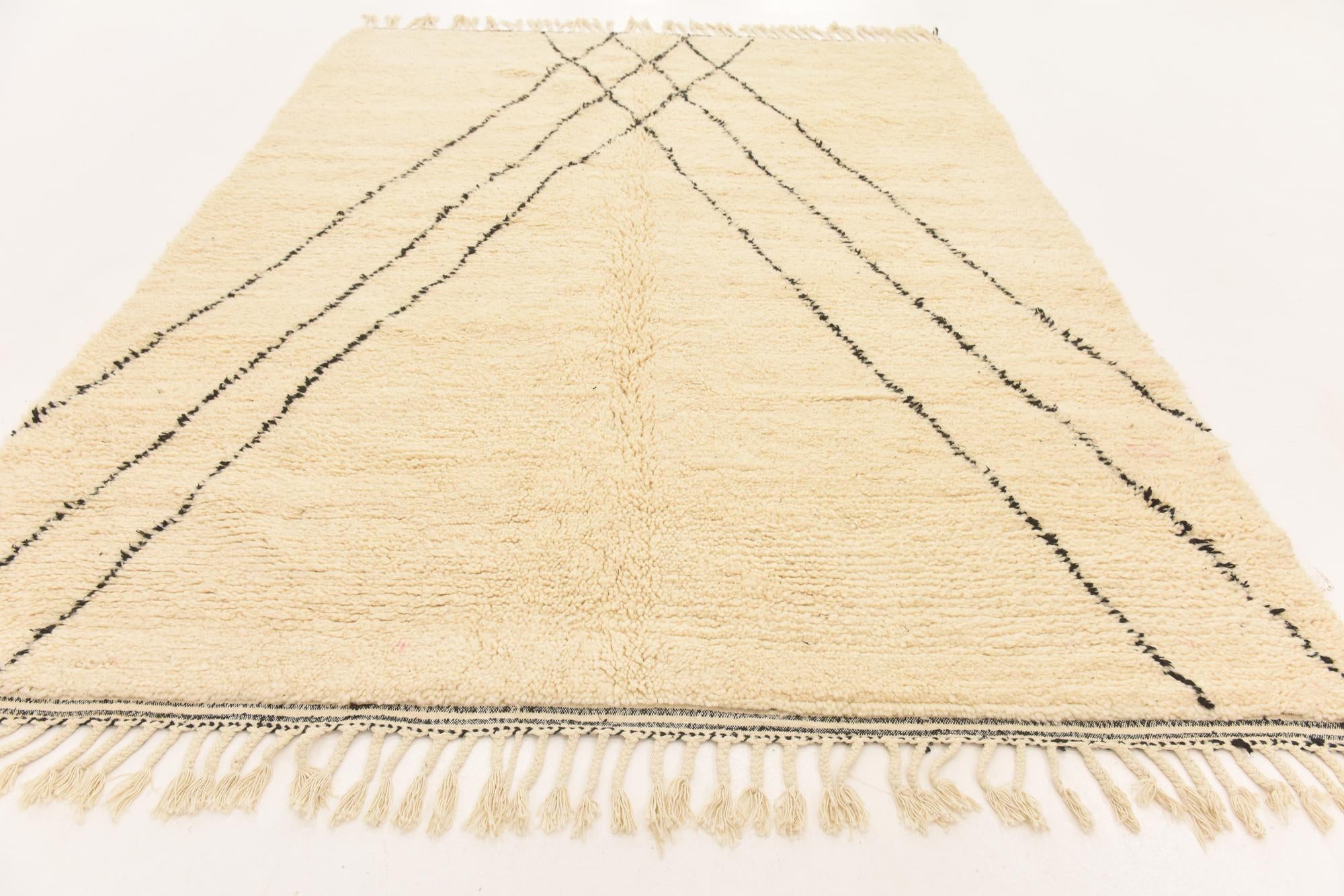 7' 2 x 9' 6 Hand Knotted Moroccan Wool Rug