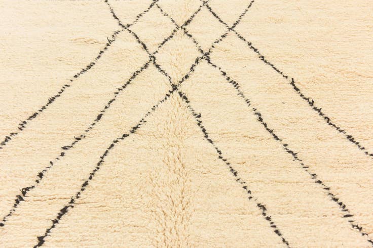 Detail image of 7' 2 x 9' 6 Hand Knotted Moroccan Wool Rug