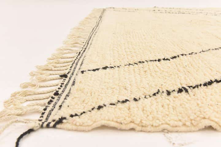 7' 2 x 9' 6 Hand Knotted Moroccan Wool Rug