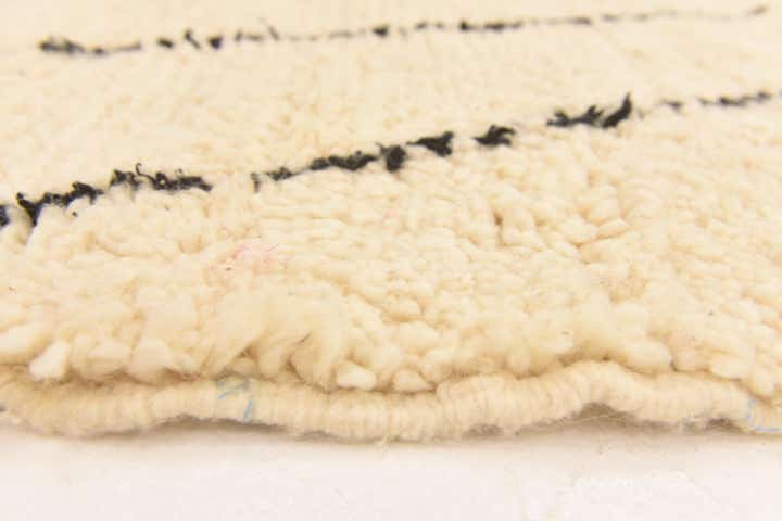 7' 2 x 9' 6 Hand Knotted Moroccan Wool Rug