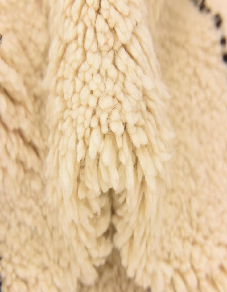 Detail image of 7' x 9' 6  Hand Knotted Moroccan Wool Rug