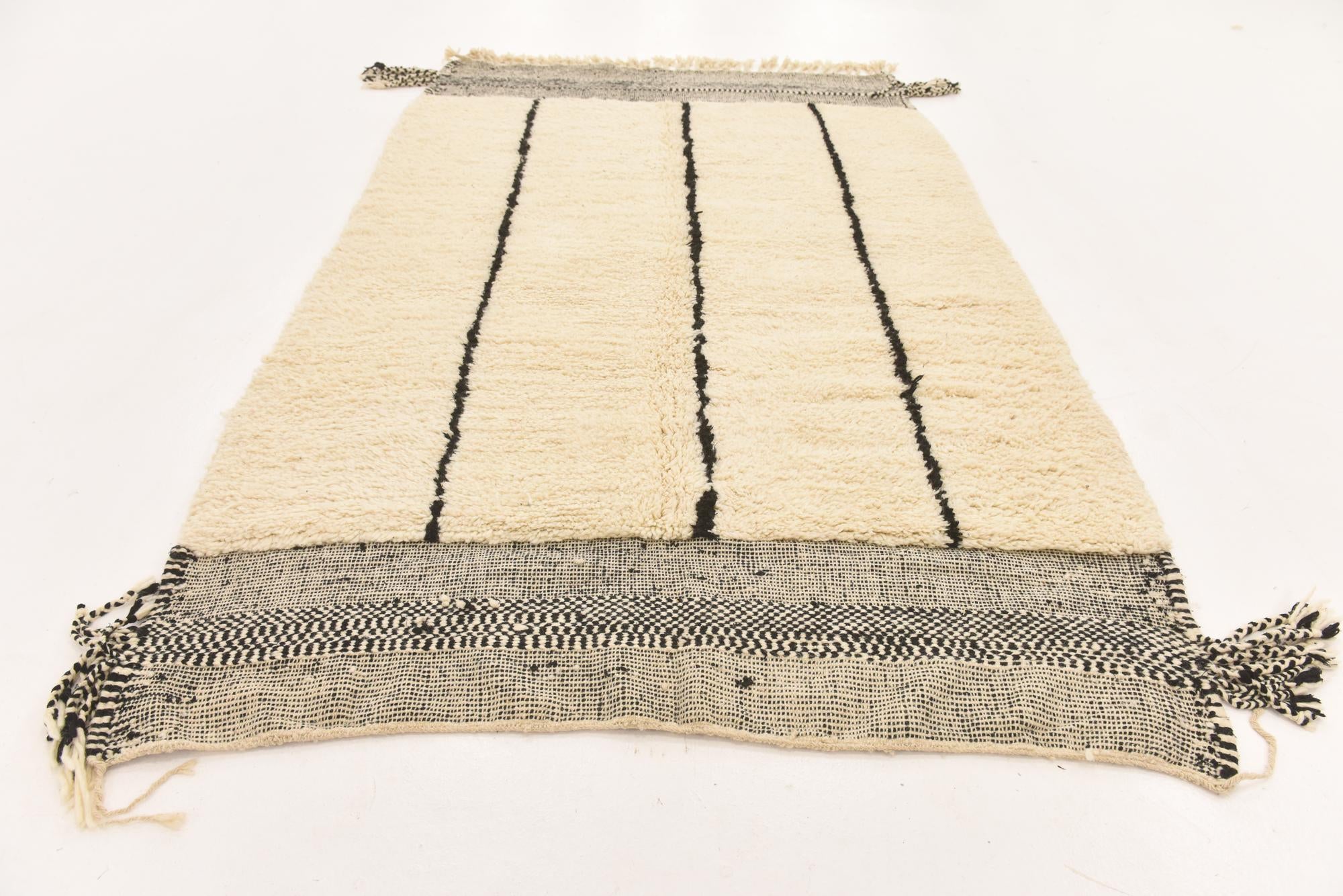 5' 4 x 8' 9 Hand Knotted Moroccan Wool Rug