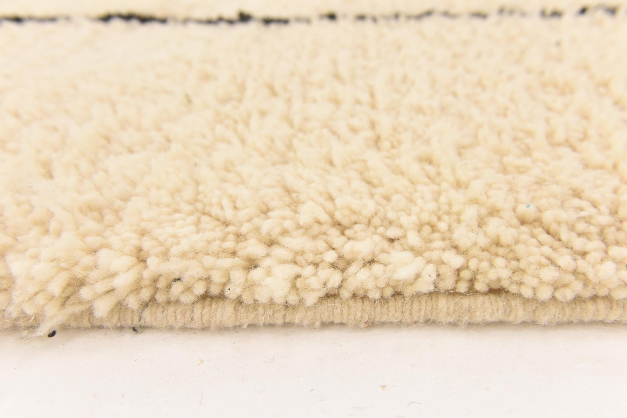 5' 4 x 8' 9 Hand Knotted Moroccan Wool Rug
